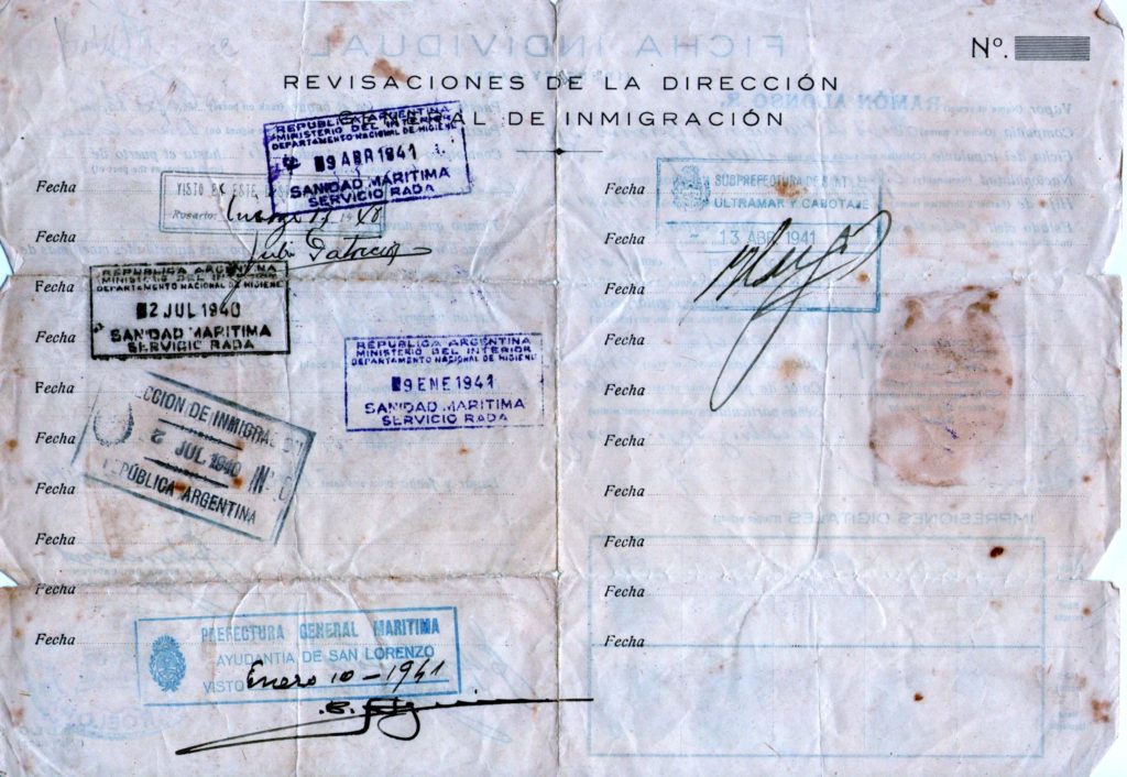 Fitxa d'immigració del capitá. Revisacions del 1940 i 1941